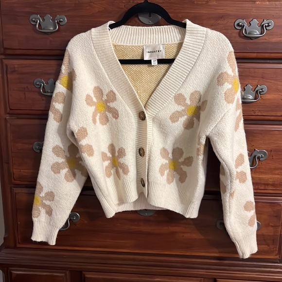 Industry Daisy Cardigan - Picture 1 of 8
